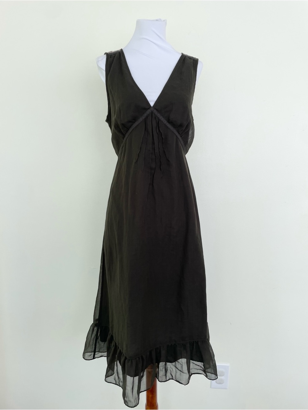 Banana Republic Y2K Vneck Sleeveless Empire Waist Tie Back Dark Green Dress 10
